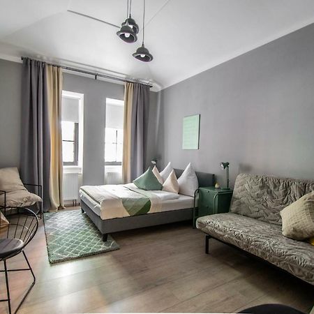 Stylish Apartments Close To Eden Garden Прага Екстер'єр фото