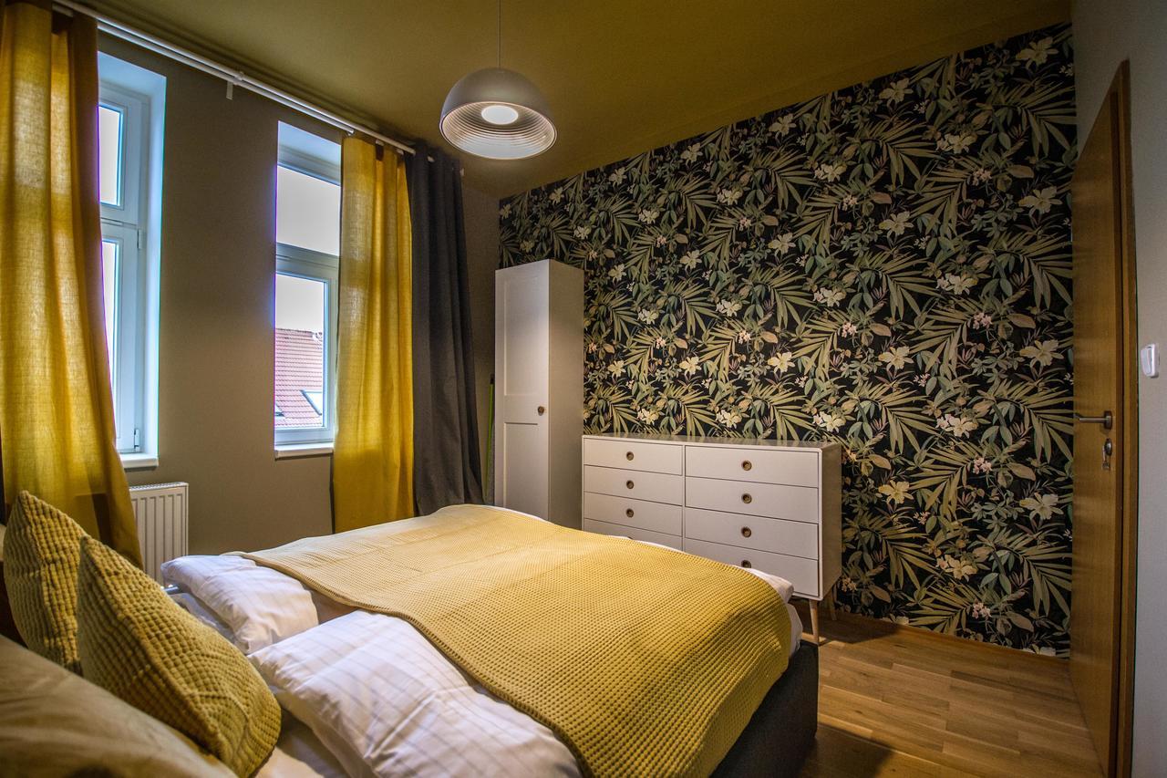 Stylish Apartments Close To Eden Garden Прага Екстер'єр фото