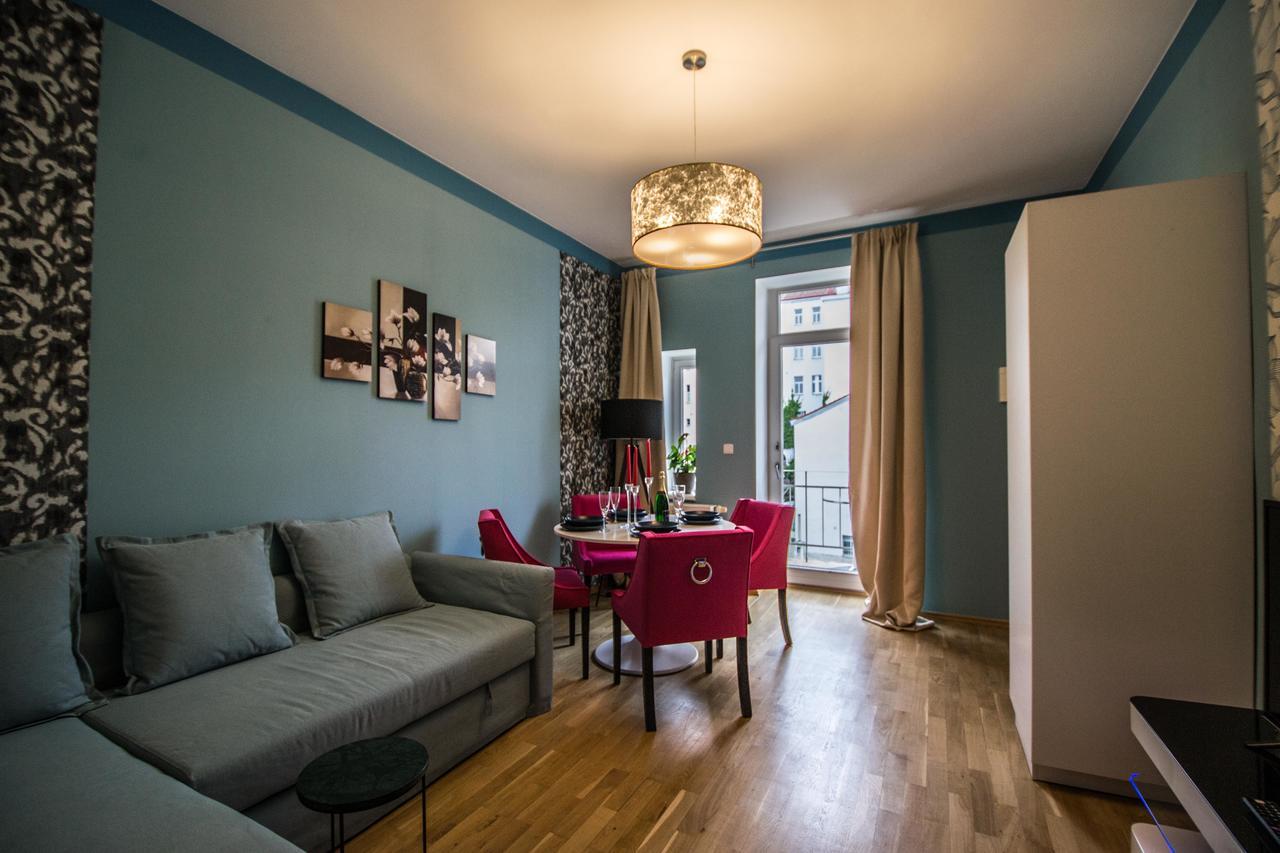 Stylish Apartments Close To Eden Garden Прага Екстер'єр фото