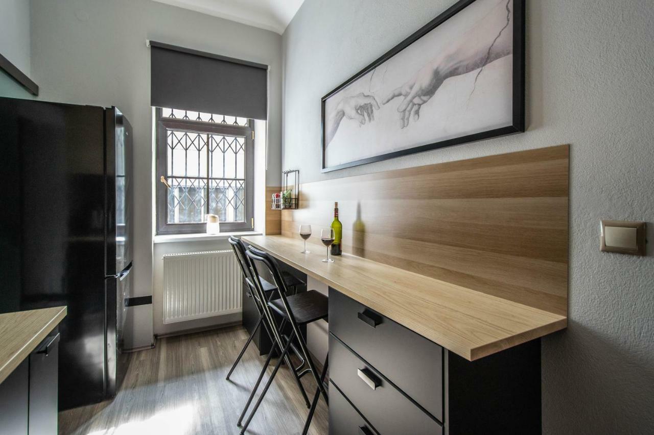 Stylish Apartments Close To Eden Garden Прага Екстер'єр фото