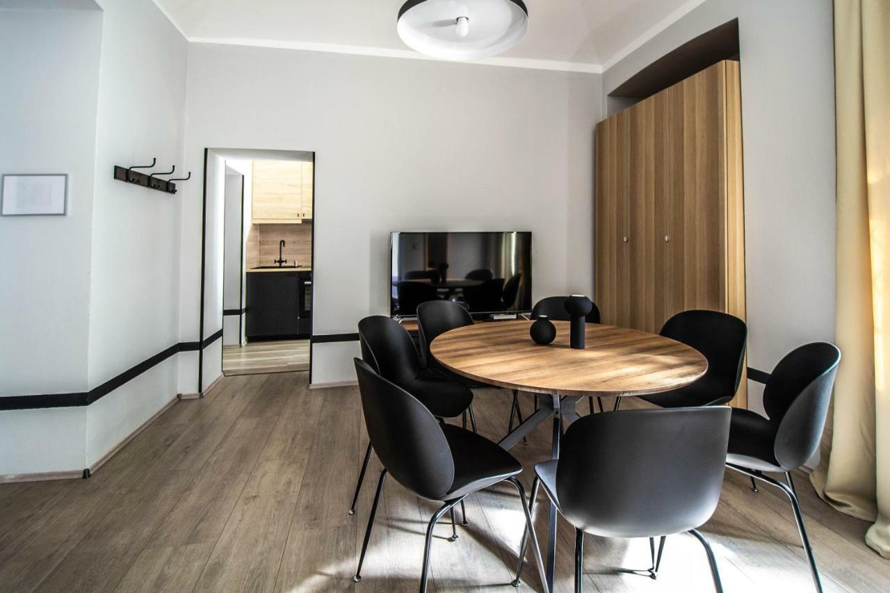 Stylish Apartments Close To Eden Garden Прага Екстер'єр фото