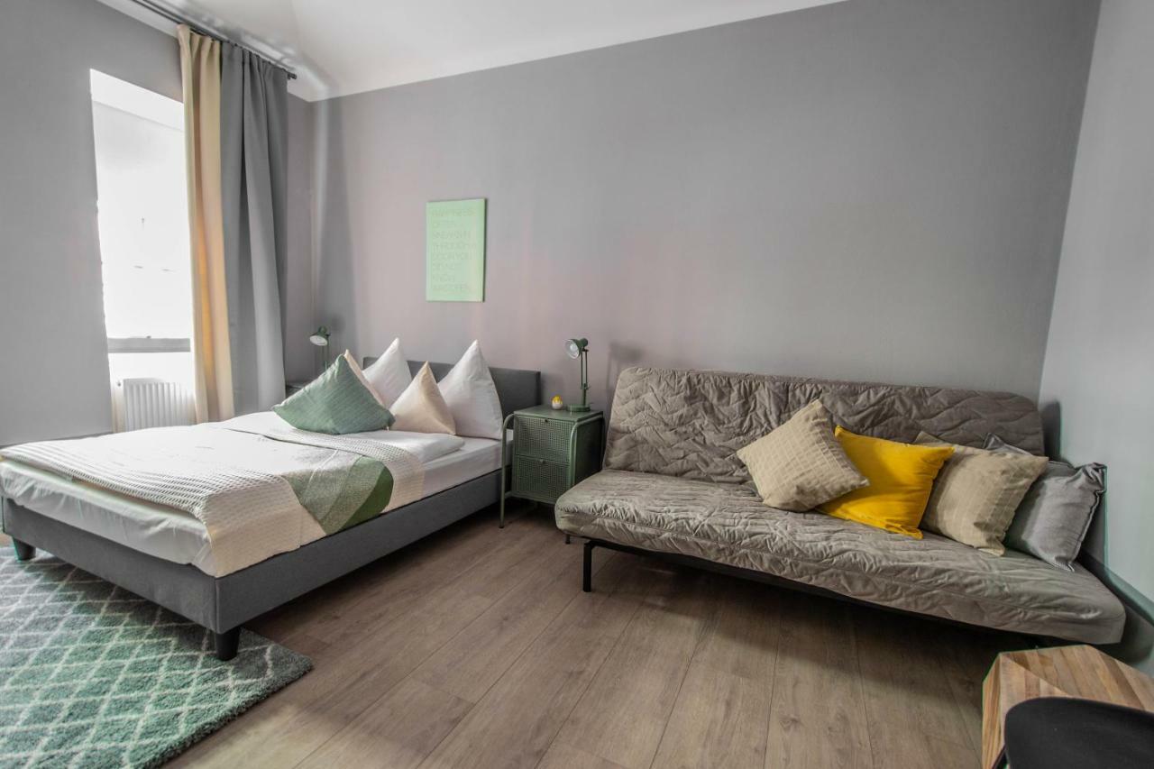 Stylish Apartments Close To Eden Garden Прага Екстер'єр фото