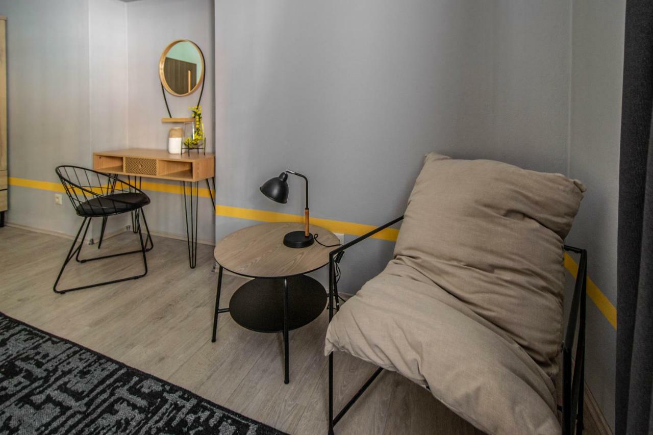 Stylish Apartments Close To Eden Garden Прага Екстер'єр фото
