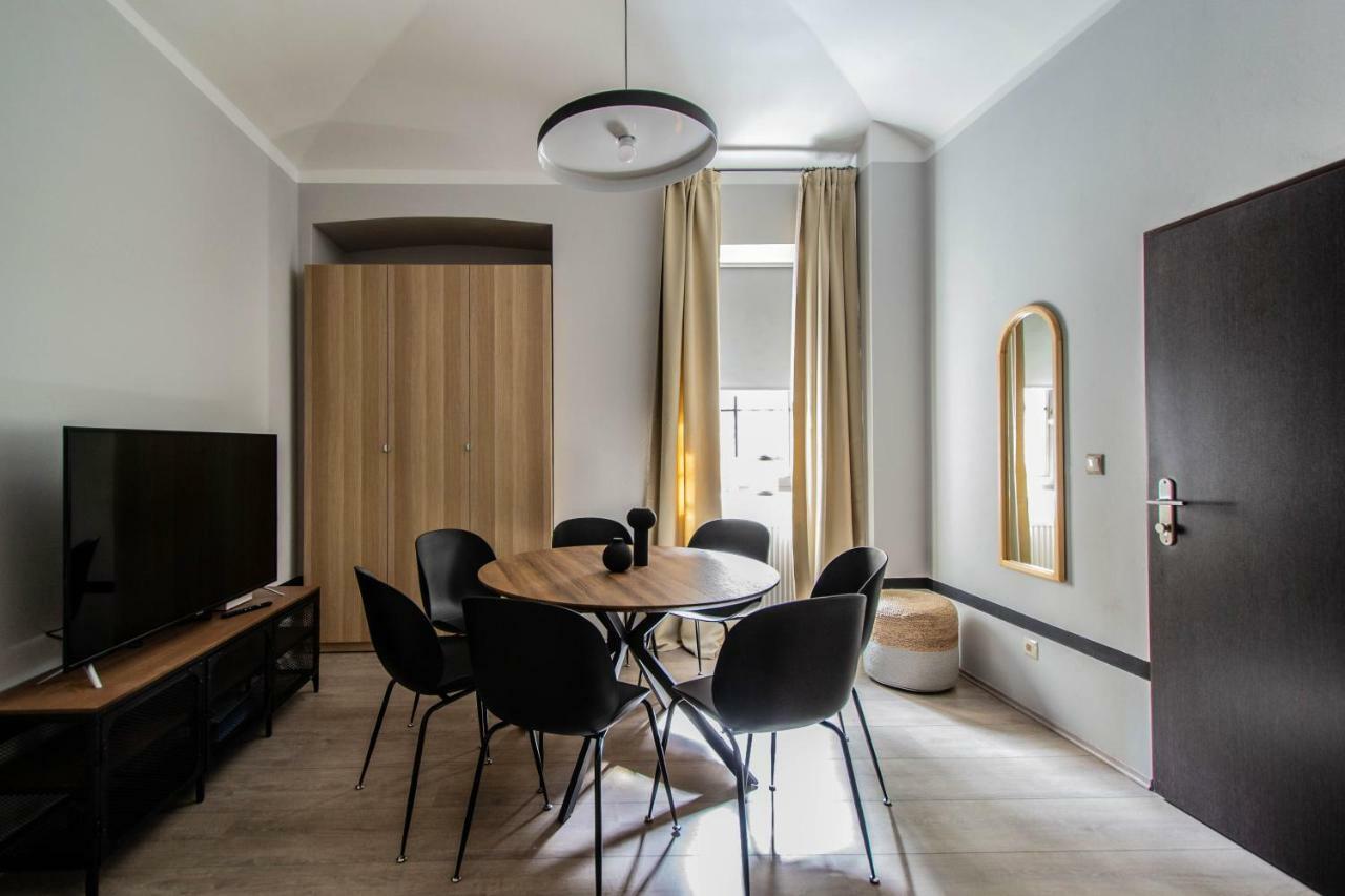Stylish Apartments Close To Eden Garden Прага Екстер'єр фото
