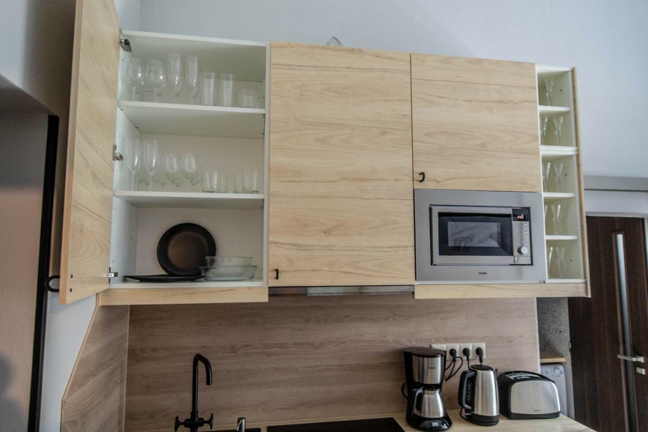 Stylish Apartments Close To Eden Garden Прага Екстер'єр фото